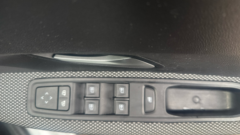 Dacia Sandero 1.0 Tce Expression 5dr Petrol Hatchback